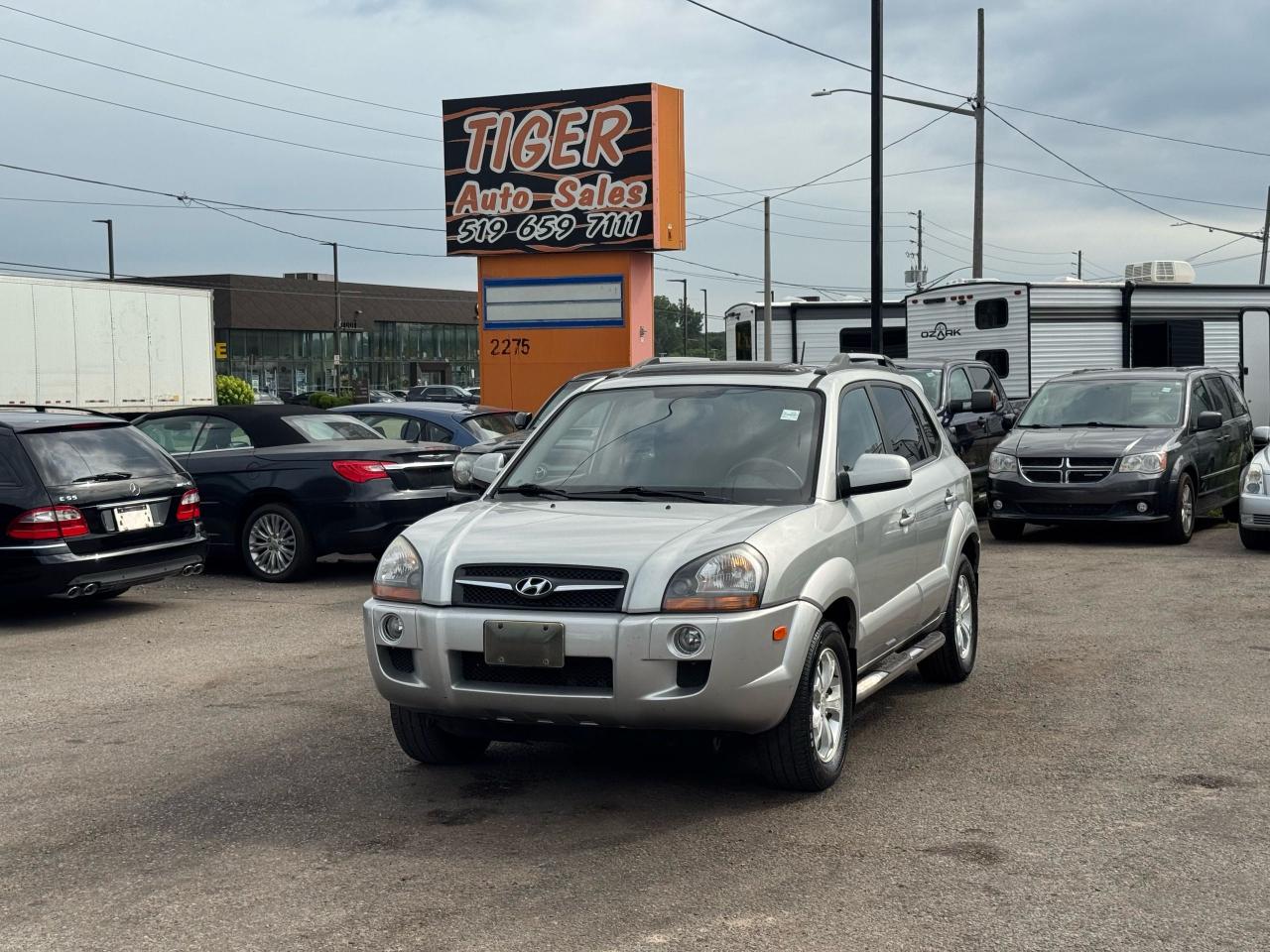 2009 Hyundai Tucson LIMITED, SUNROOF, LEATHER, 58,000KMS, CERTIFIED - Photo #1