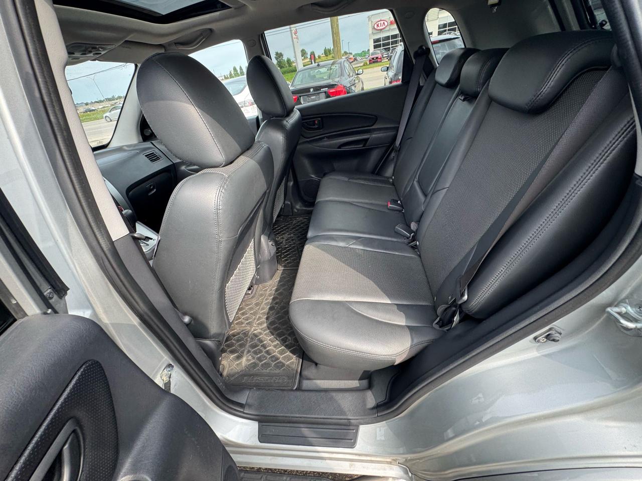 2009 Hyundai Tucson LIMITED, SUNROOF, LEATHER, 58,000KMS, CERTIFIED - Photo #11
