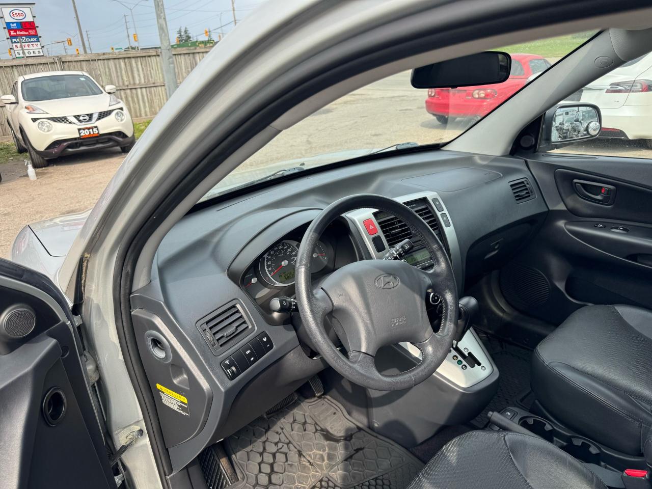 2009 Hyundai Tucson LIMITED, SUNROOF, LEATHER, 58,000KMS, CERTIFIED - Photo #10