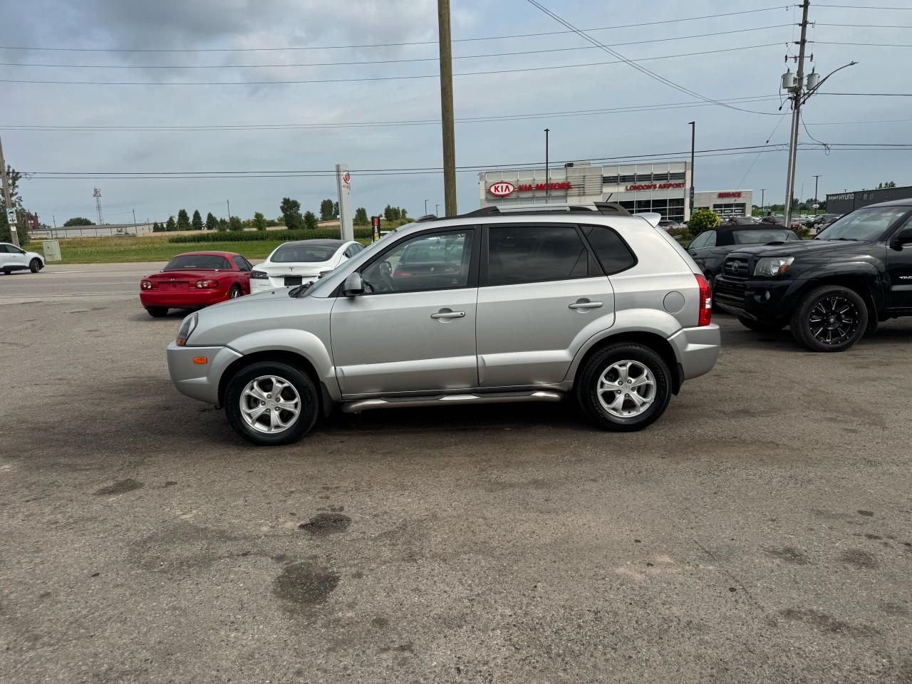 2009 Hyundai Tucson LIMITED, SUNROOF, LEATHER, 58,000KMS, CERTIFIED - Photo #2