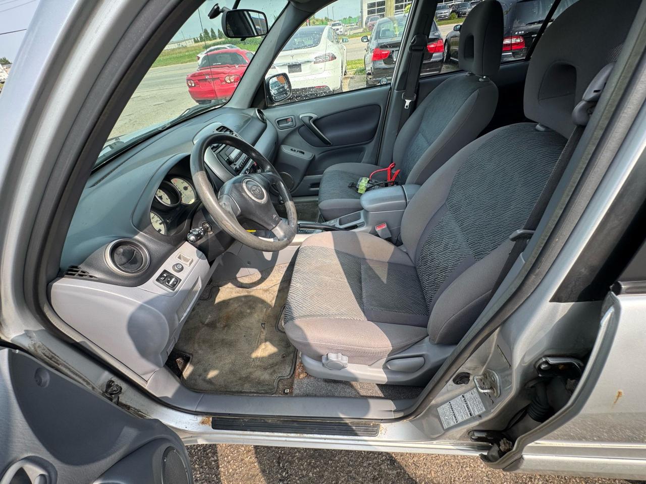 2001 Toyota RAV4 4X4, AUTO, 4 CYL, RUNS WELL, RELIABLE, AS IS - Photo #16