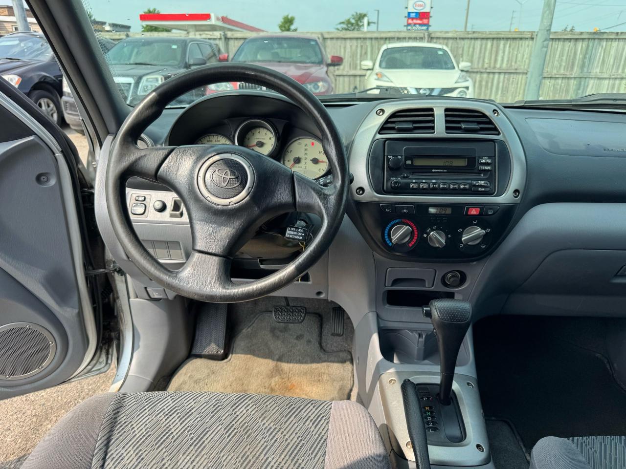 2001 Toyota RAV4 4X4, AUTO, 4 CYL, RUNS WELL, RELIABLE, AS IS - Photo #11