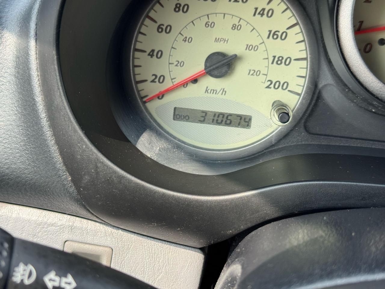 2001 Toyota RAV4 4X4, AUTO, 4 CYL, RUNS WELL, RELIABLE, AS IS - Photo #14