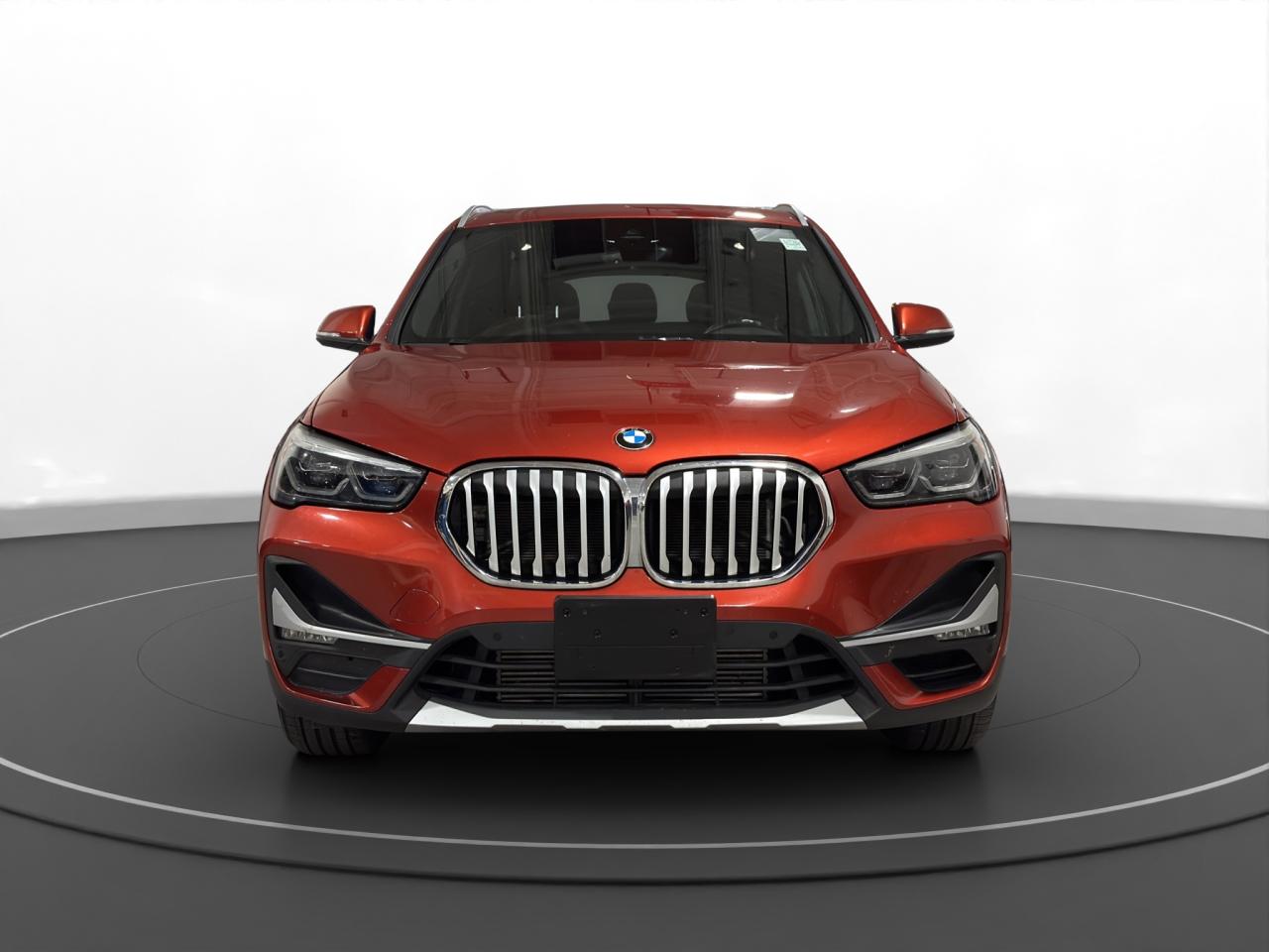 2021 BMW X1 xDrive28i - Photo #2