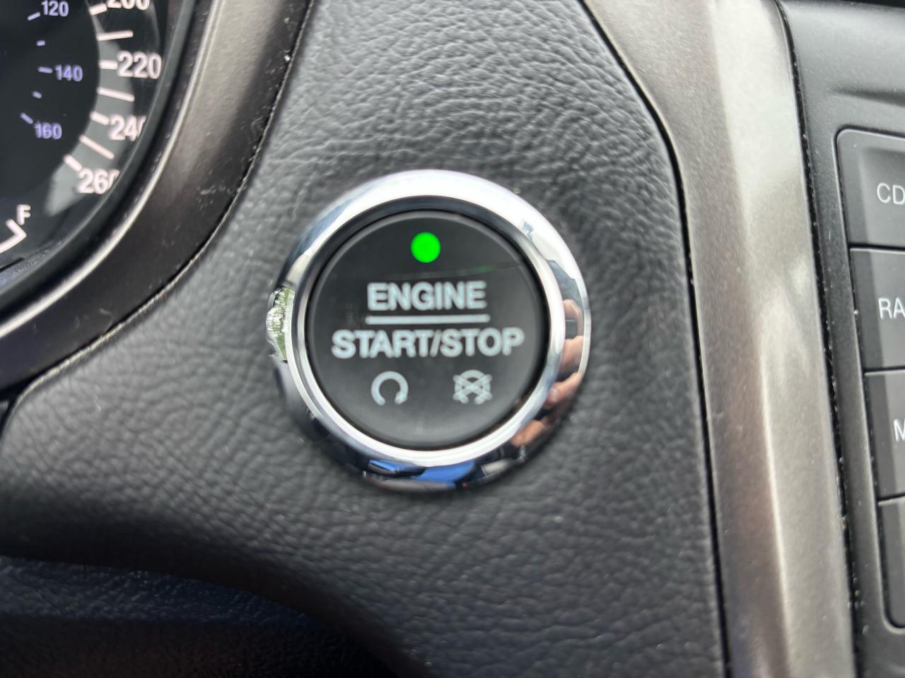 2017 Ford Fusion SE, Leather, P. Seats, All Wheel Drive, Bluetooth - Photo #11