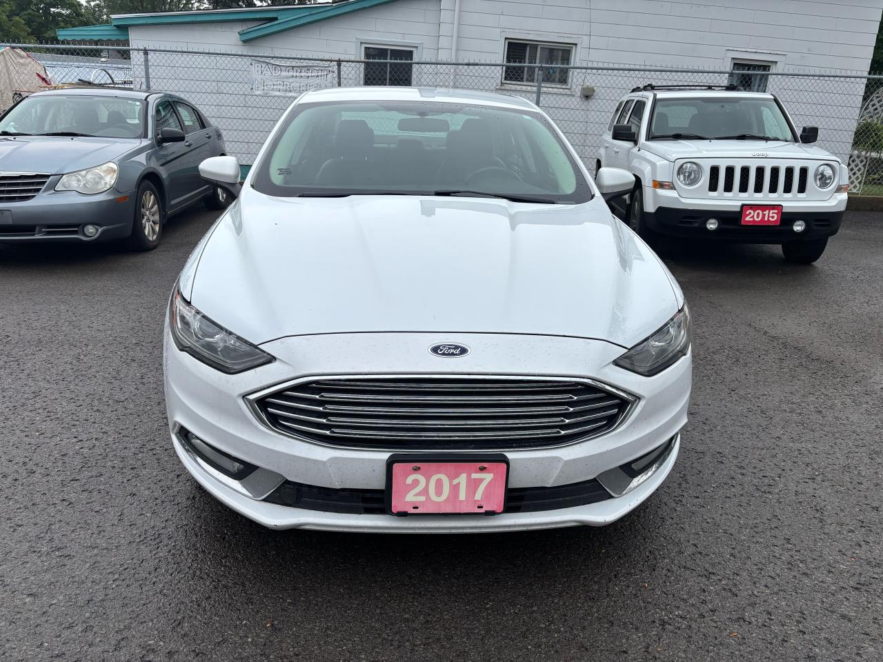 2017 Ford Fusion SE, Leather, P. Seats, All Wheel Drive, Bluetooth - Photo #2