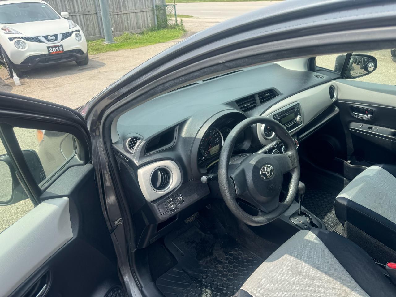 2012 Toyota Yaris LE, AUTO, HATCH, ONLY 185KMS, FUEL SAVER, CERT - Photo #11