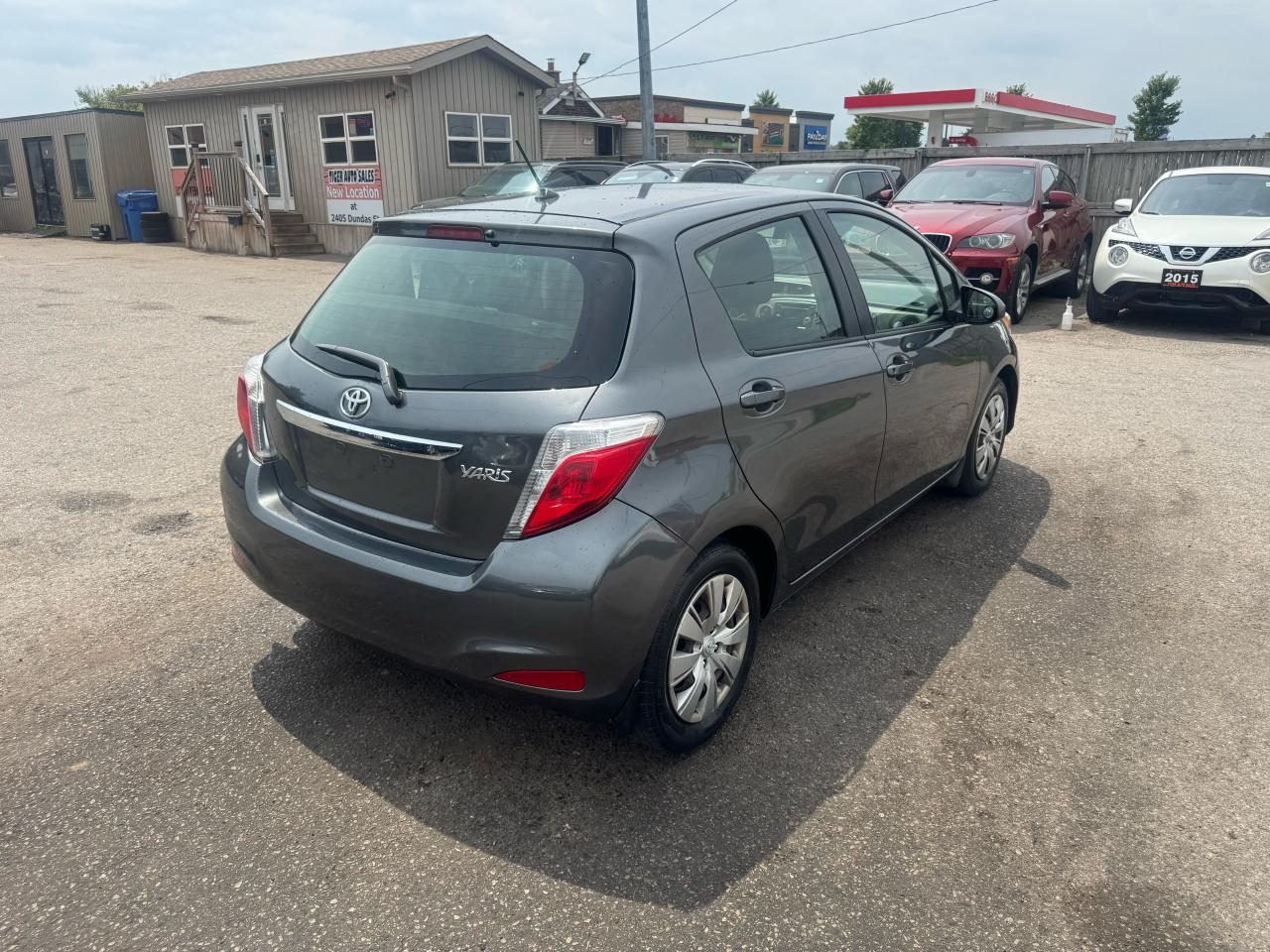 2012 Toyota Yaris LE, AUTO, HATCH, ONLY 185KMS, FUEL SAVER, CERT - Photo #5