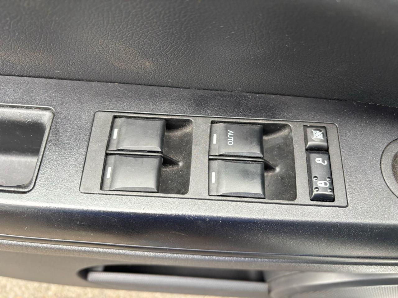 2015 Jeep Patriot High Altitude, 4x4, leather, sunroof, Alloys,