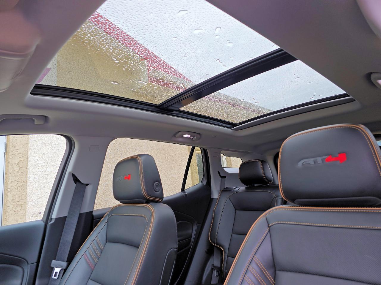 2024 GMC Terrain AWD AT4 Only 5977 KM - Photo #20