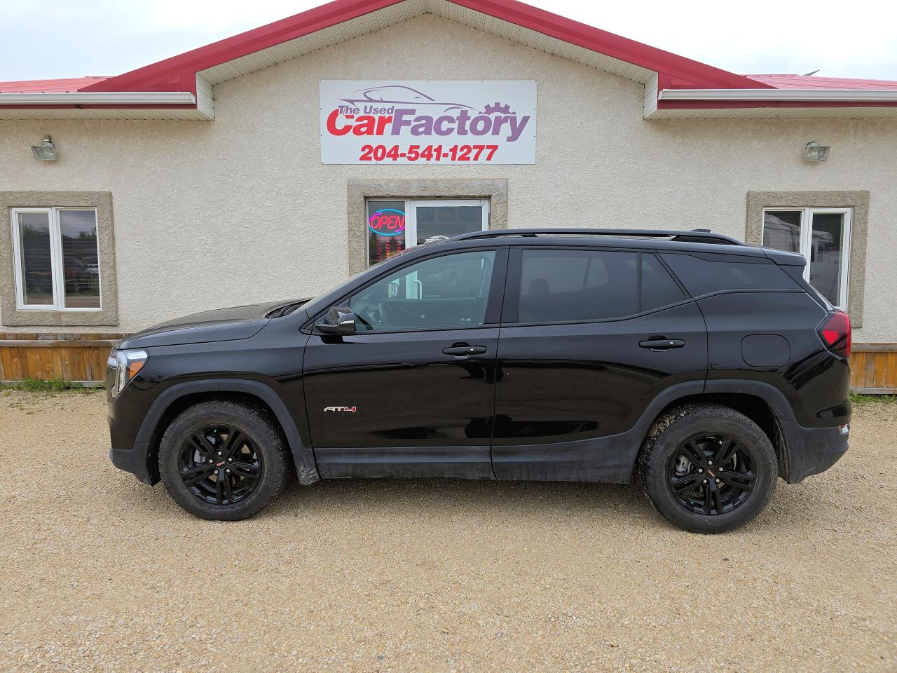 2024 GMC Terrain AWD AT4 Only 5977 KM