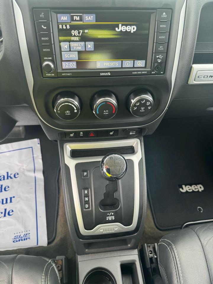 2016 Jeep Compass High Altitude - Photo #16