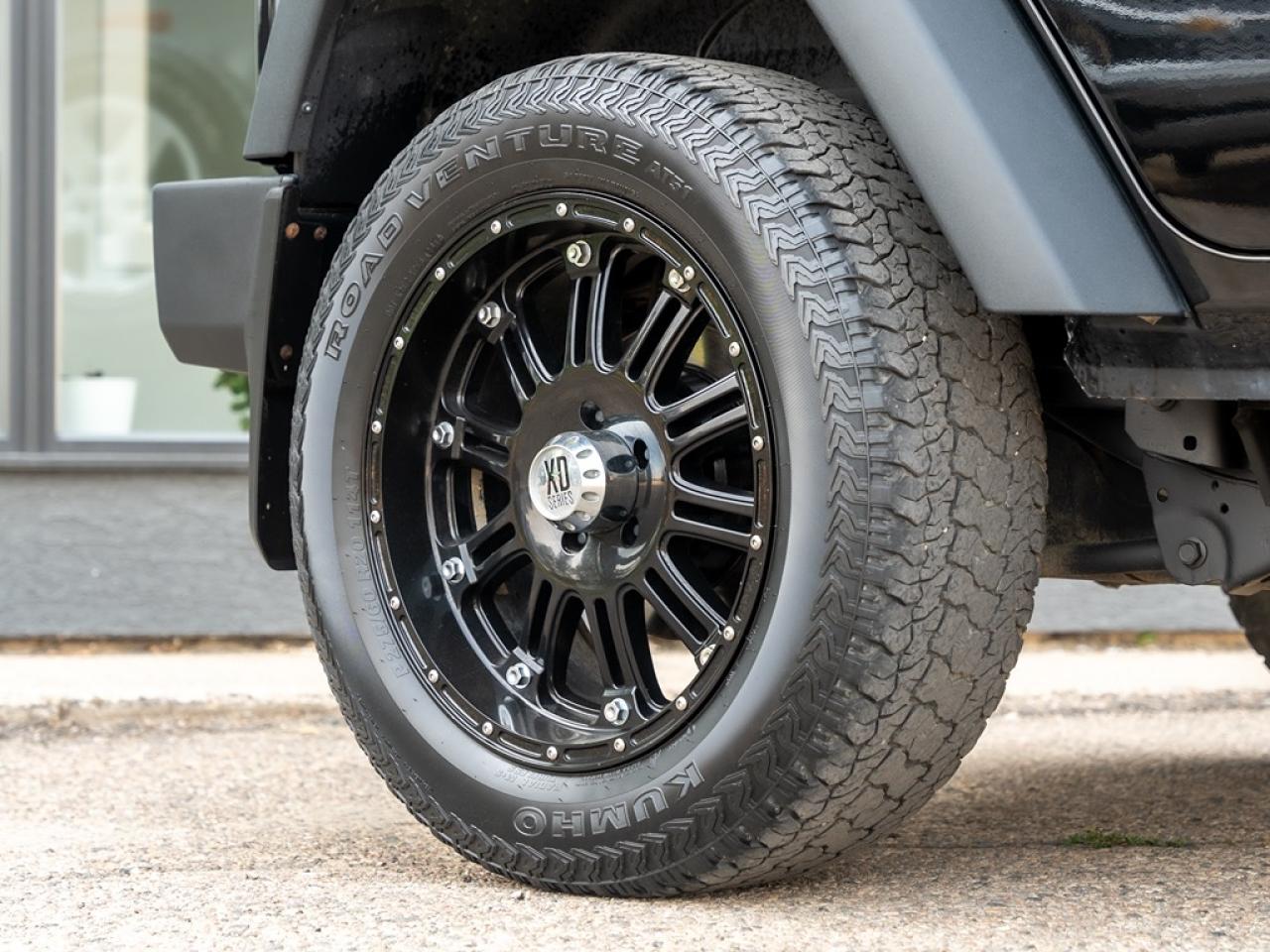 2016 Jeep Wrangler Unlimited Sport 4WD RIMS/TIRES Photo23