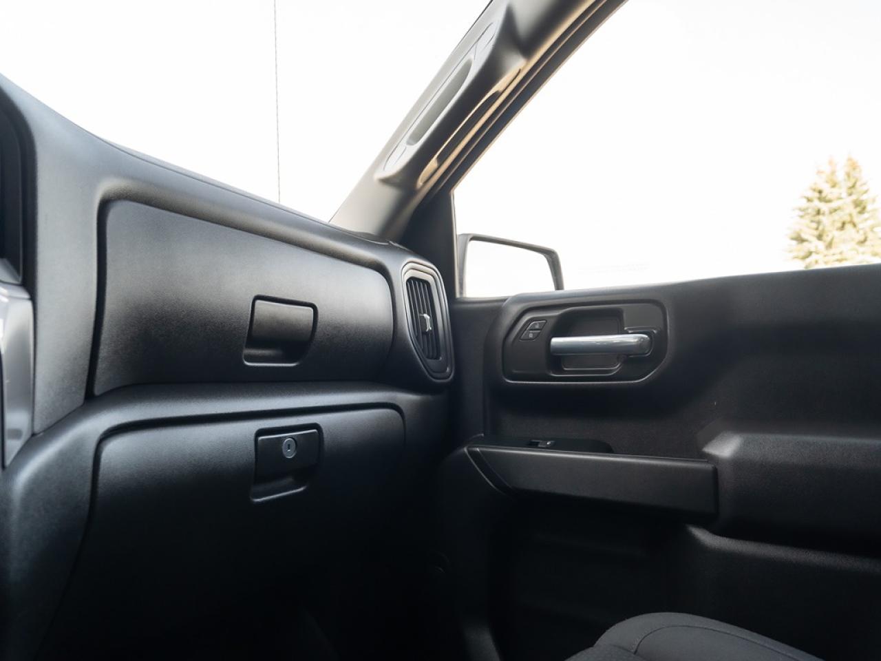 2023 GMC Sierra 1500 ELAVATION CREW CAB 4X4 Photo13