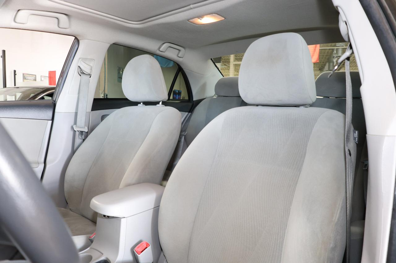 2013 Toyota Corolla MANUAL - SUNROOF|HEAETD SEATS|CARPLAY - Photo #7