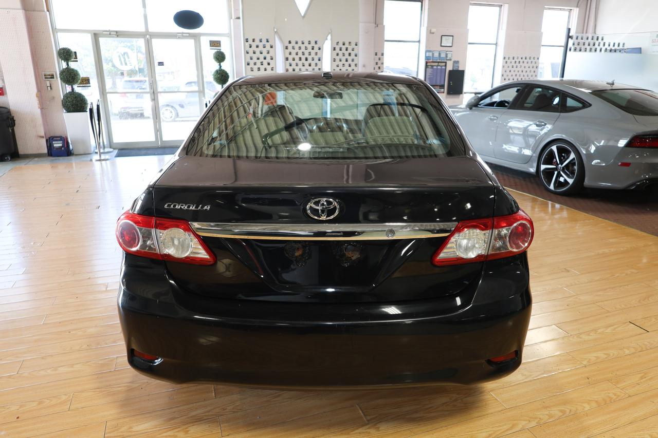 2013 Toyota Corolla MANUAL - SUNROOF|HEAETD SEATS|CARPLAY - Photo #5