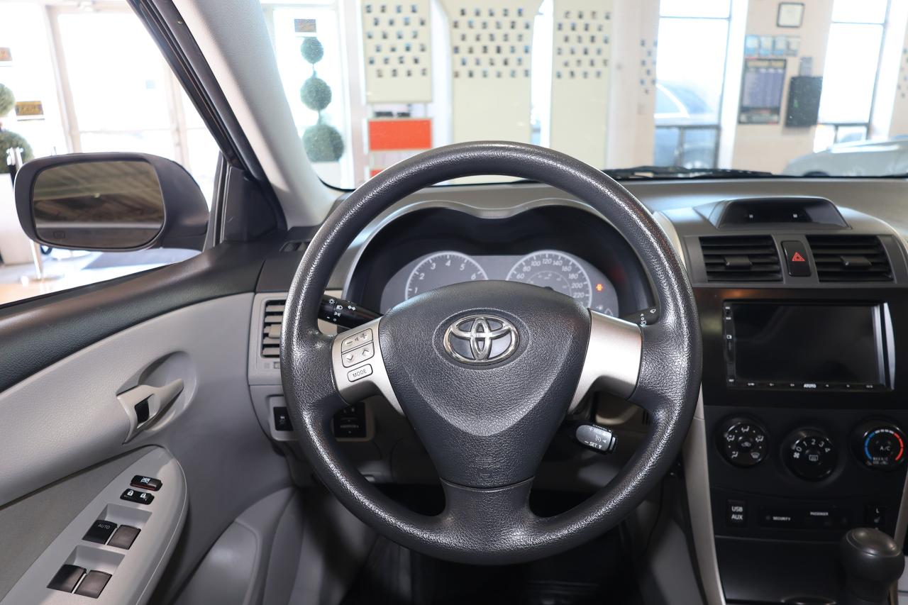 2013 Toyota Corolla MANUAL - SUNROOF|HEAETD SEATS|CARPLAY - Photo #11