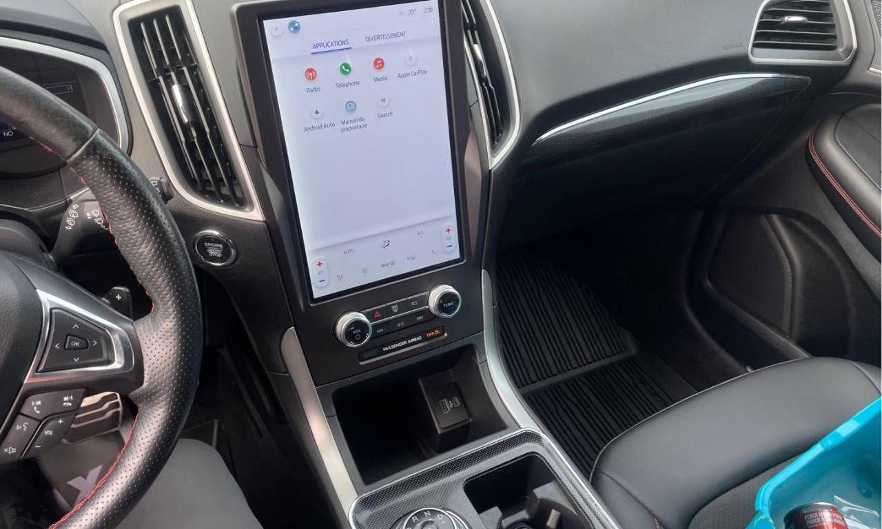 2021 Ford Edge ST Line - Photo #6