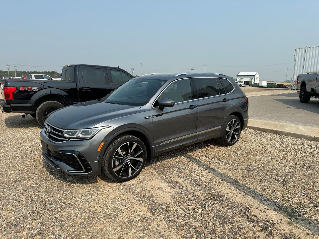 New 2022 Volkswagen Tiguan Highline R-line for sale in Elie, MB