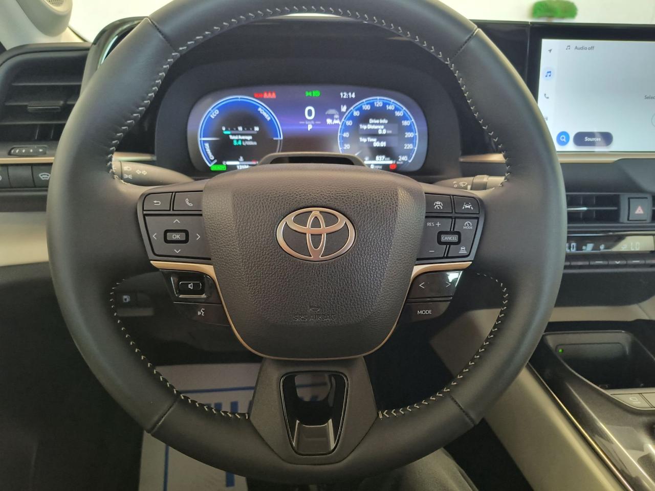 2025 Toyota Crown LIMITED Photo0