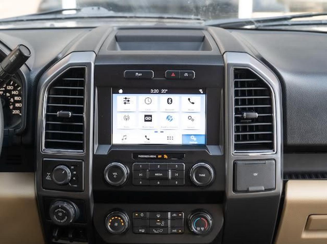 2019 Ford F-150 XLT - Photo #18
