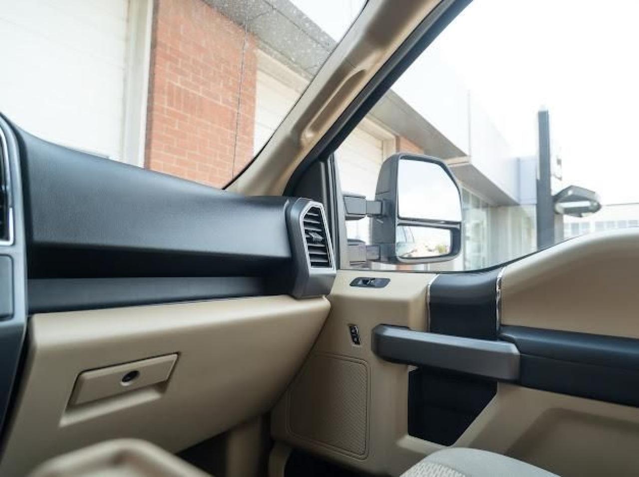 2019 Ford F-150 XLT - Photo #22