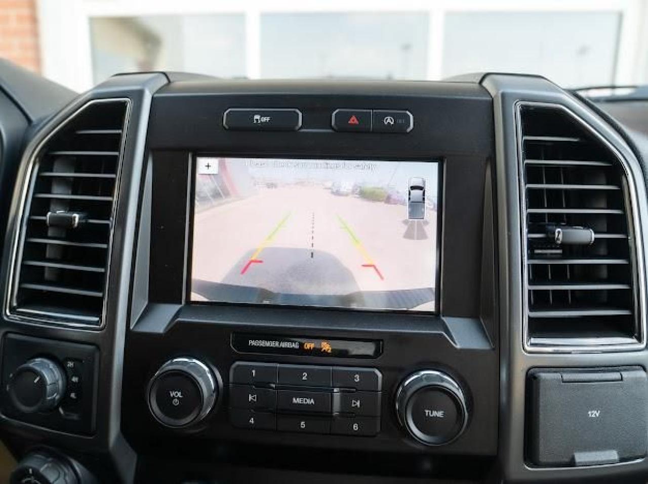 2019 Ford F-150 XLT - Photo #24
