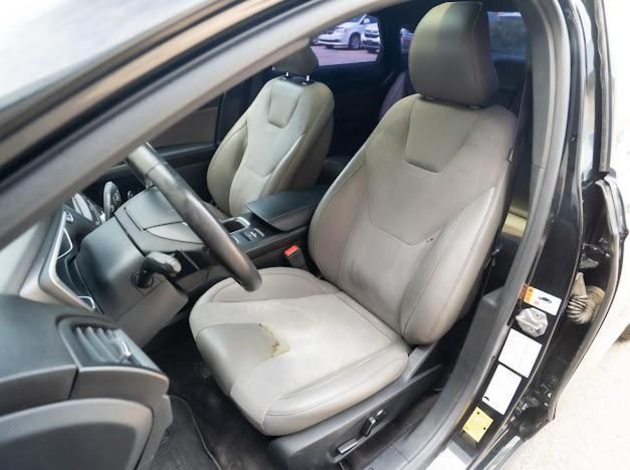 2017 Ford Fusion V6 Sport - Photo #8