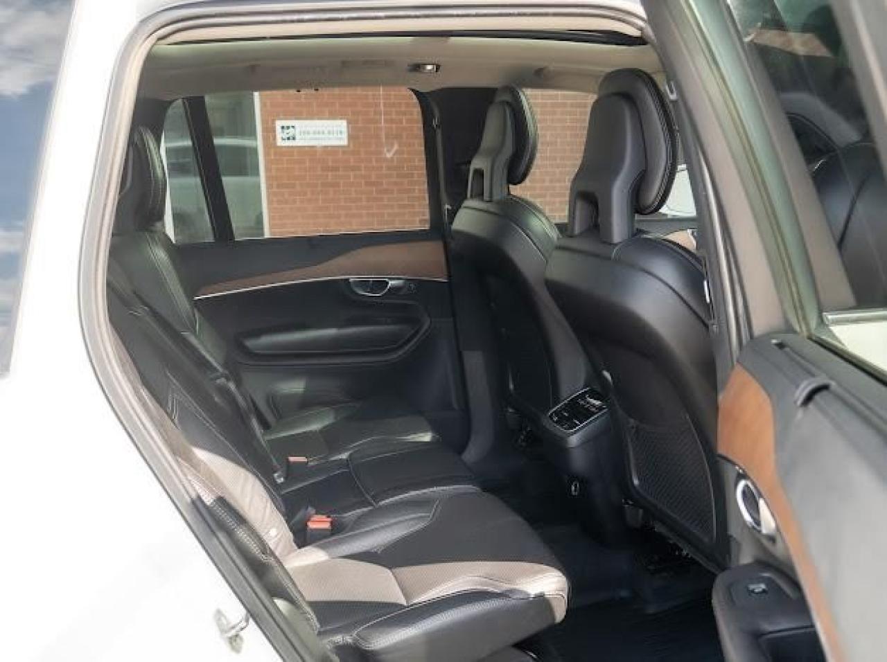 2016 Volvo XC90 T6 Inscription - Photo #9