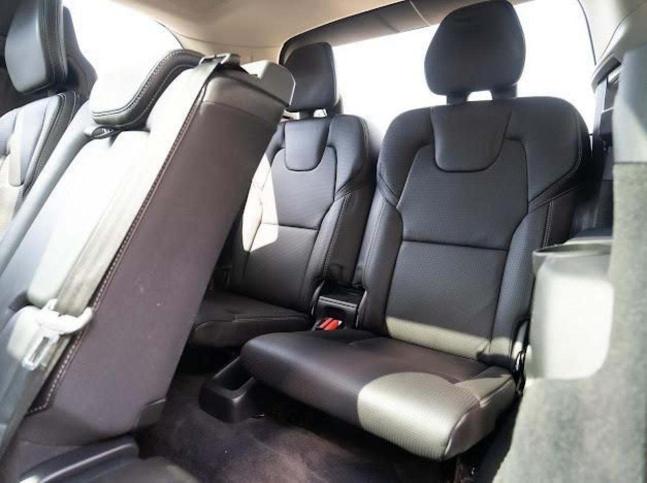 2016 Volvo XC90 T6 Inscription - Photo #11