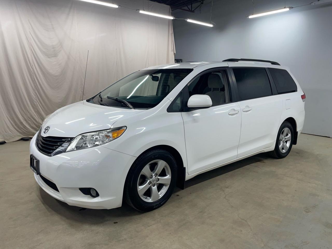 2014 Toyota Sienna 5DR LE 8-PASS FWD