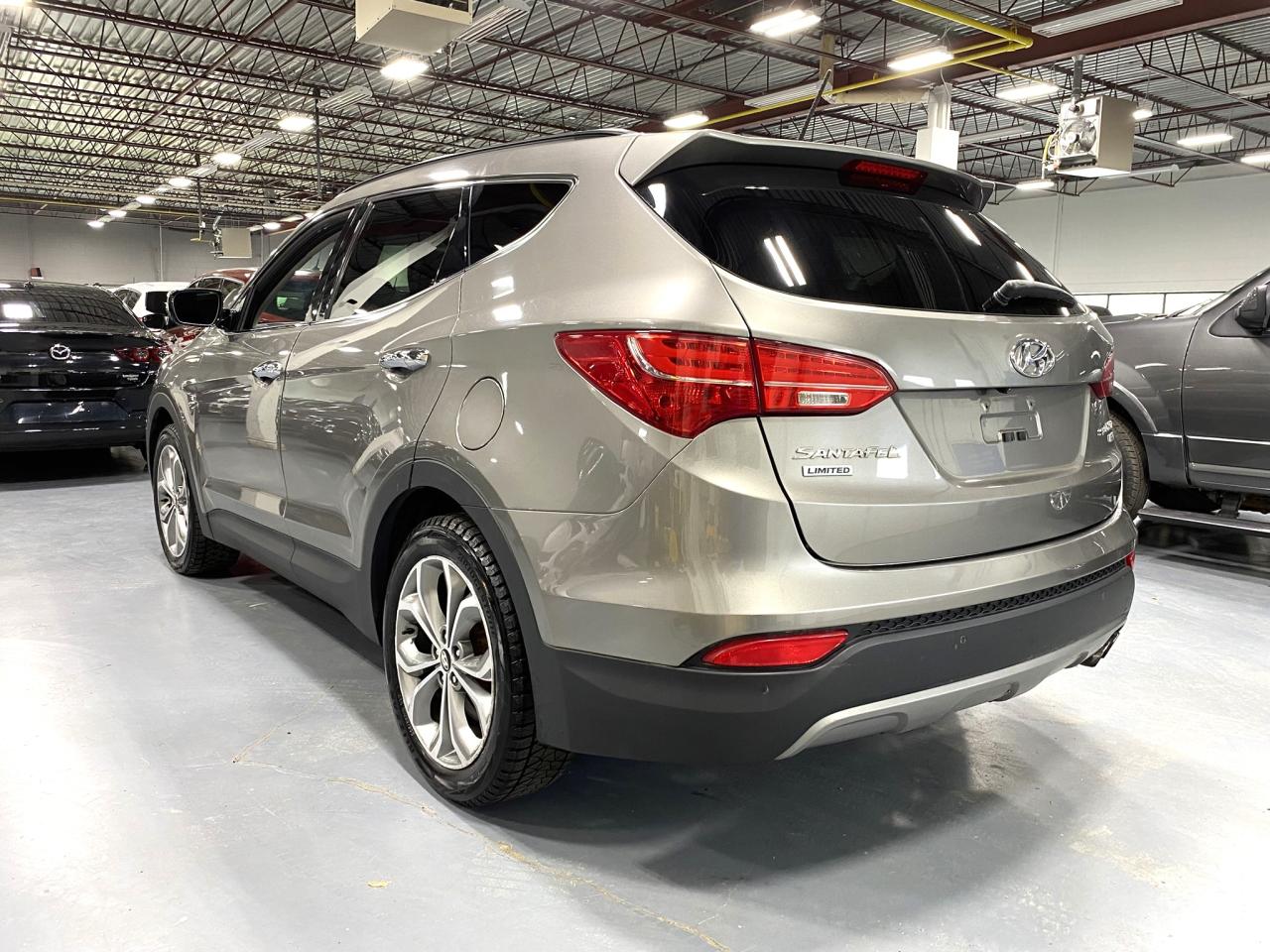 2014 Hyundai Santa Fe Sport Limited Photo2