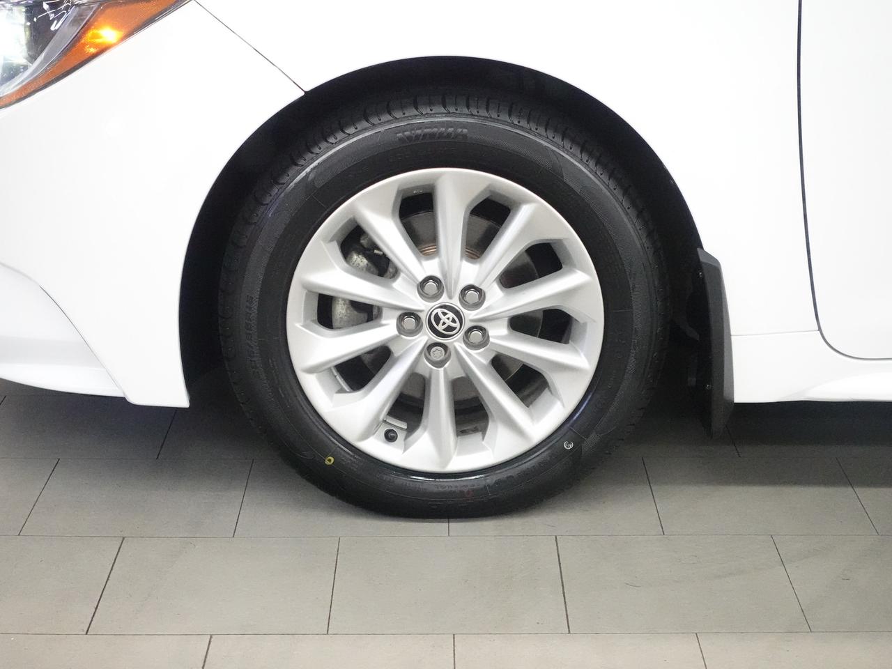 2022 Toyota Corolla LE UPGRADE | Sunroof | LaneDep | ACC | CarPlay