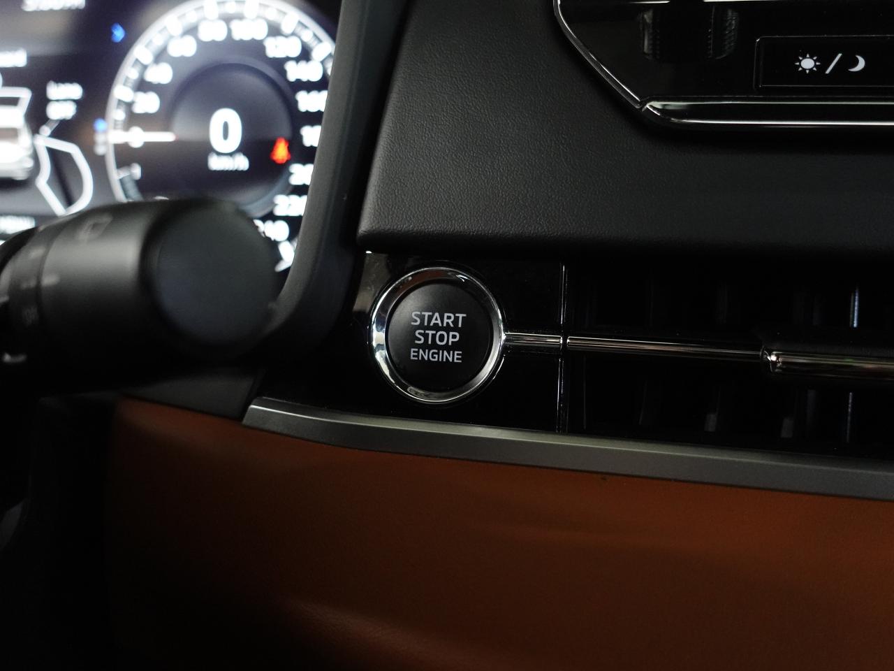 2022 Mitsubishi Outlander GT PREMIUM | AWD | Nav | HUD | Leather | Sunroof