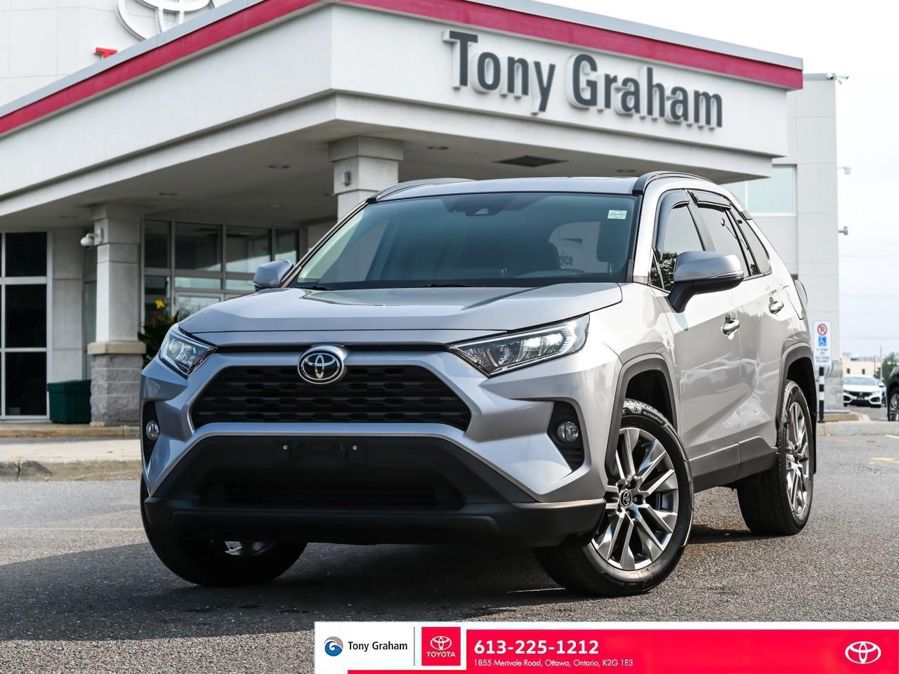 Used 2020 Toyota RAV4 XLE for sale in Ottawa, ON