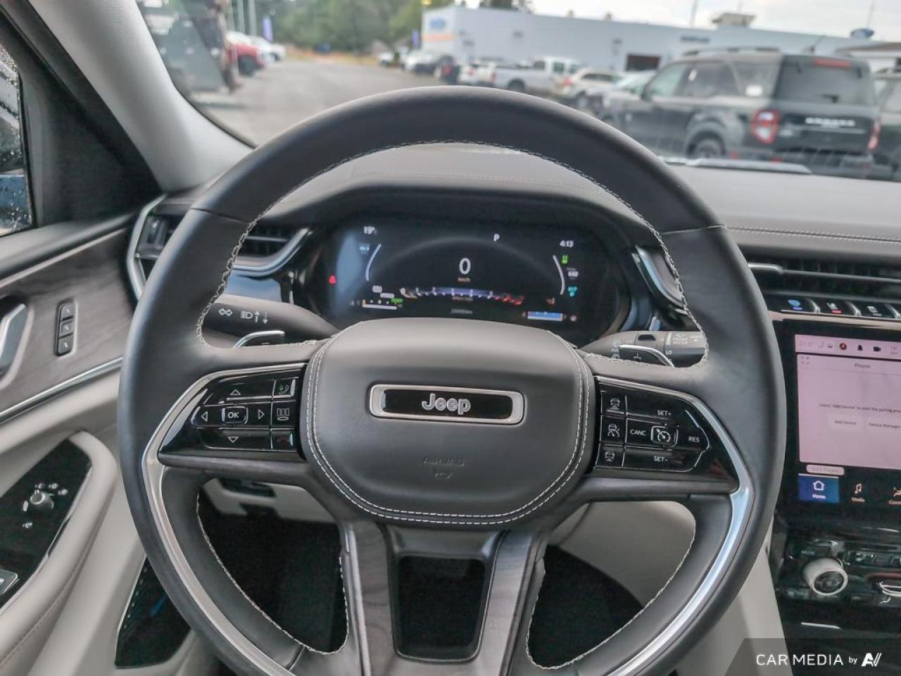 2022 Jeep Grand Cherokee 4xe Overland 2.0L | MOONROOF | HEATED SEATS Photo
