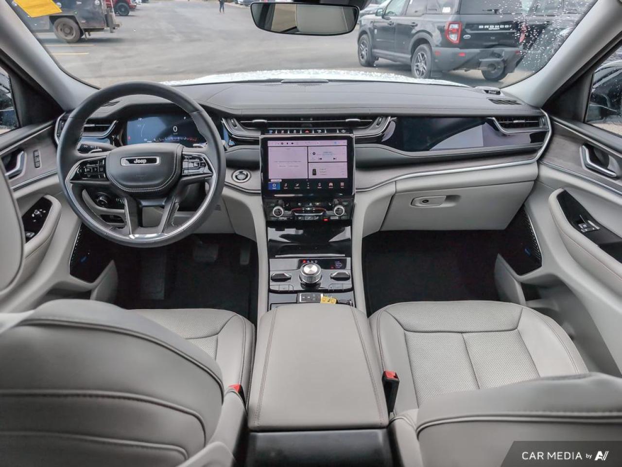 2022 Jeep Grand Cherokee 4xe Overland 2.0L | MOONROOF | HEATED SEATS Photo