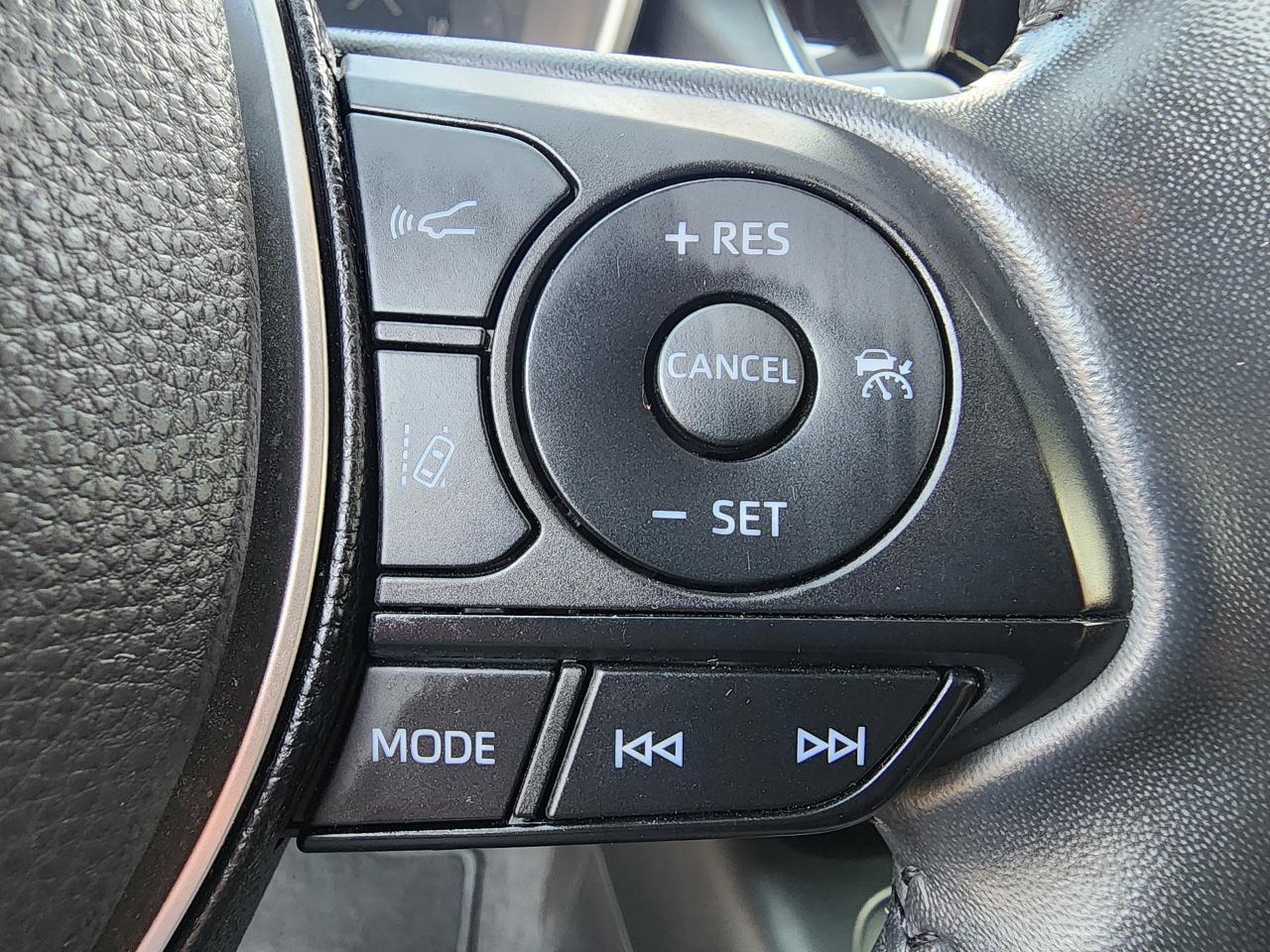 2019 Toyota Corolla SE - Photo #17