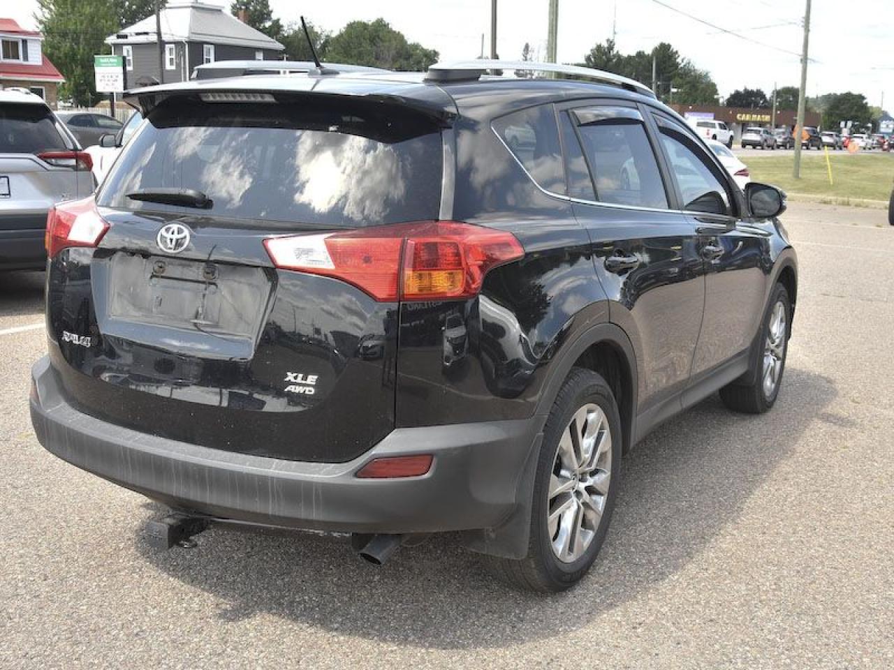 2015 Toyota RAV4 AWD 4dr XLE - Photo #3