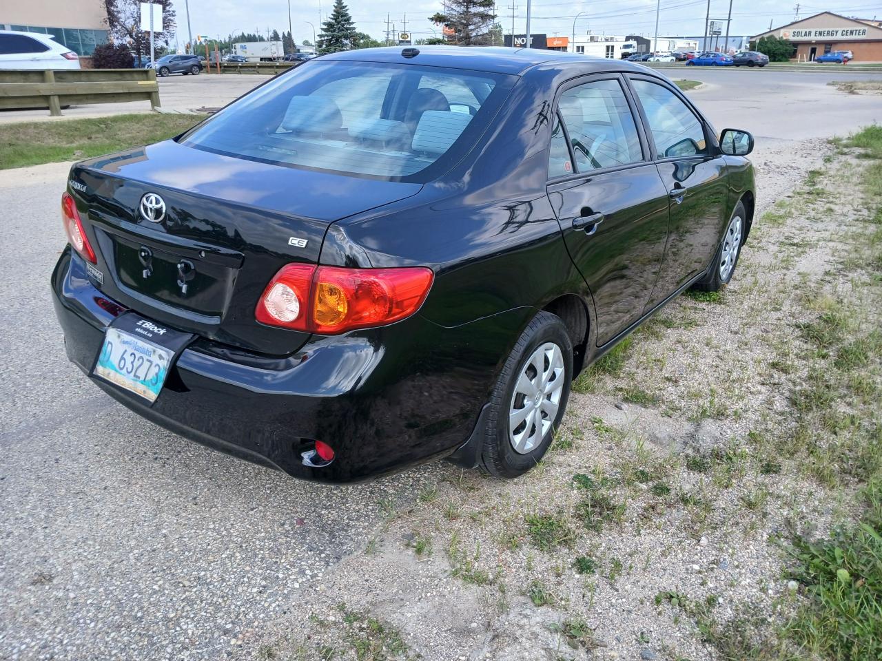 2010 Toyota Corolla CE - Photo #5
