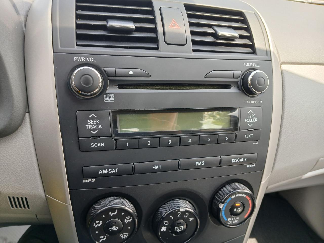2010 Toyota Corolla CE - Photo #12
