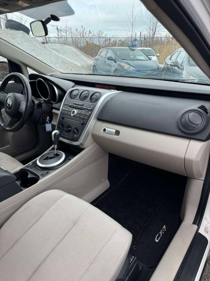 2009 Mazda CX-7 GS - Photo #7