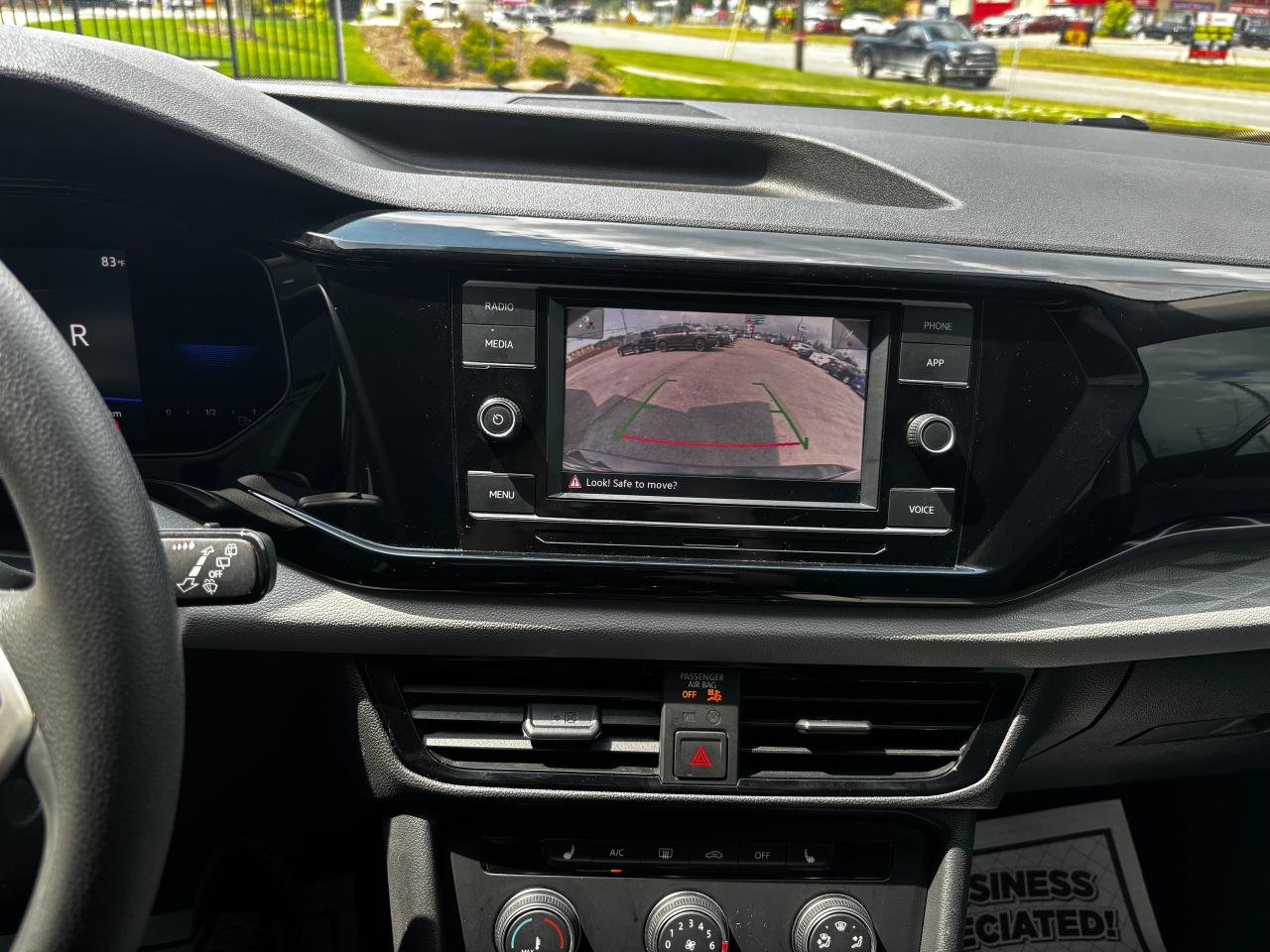2022 Volkswagen Taos Trendline - Photo #12