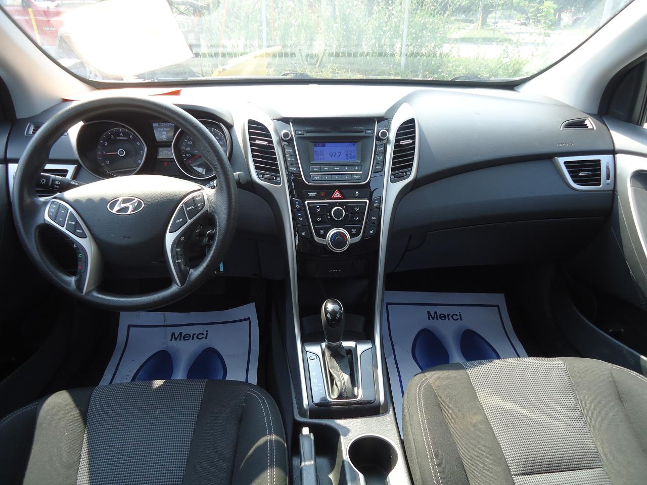 2013 Hyundai Elantra GT GL - Photo #6