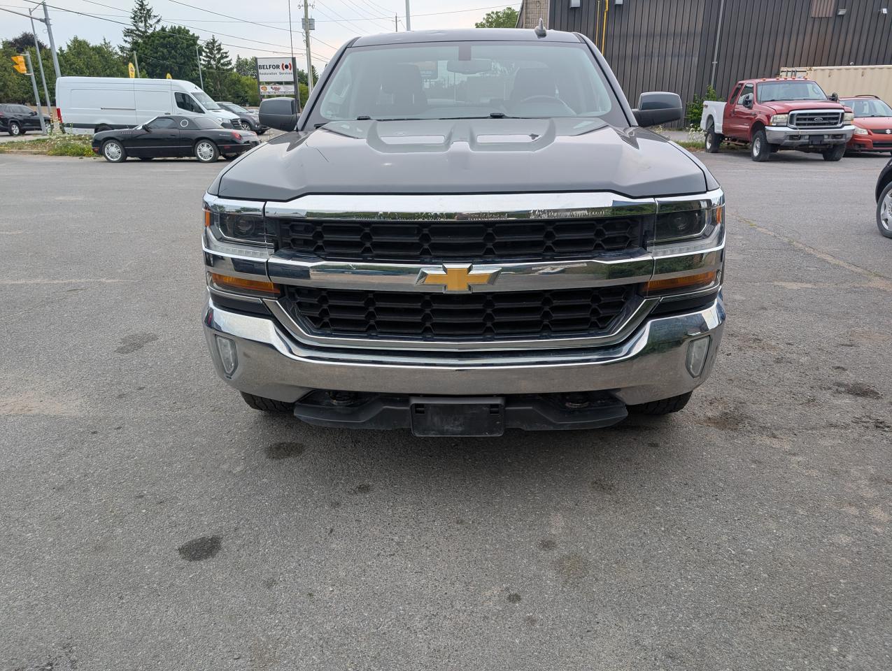 Used 2018 Chevrolet Silverado 1500 LT for sale in Kingston, ON