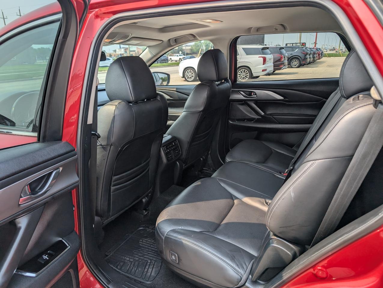 2021 Mazda CX-9 GS-L | Leather | 7 Passenger | HTD seats - Photo #10