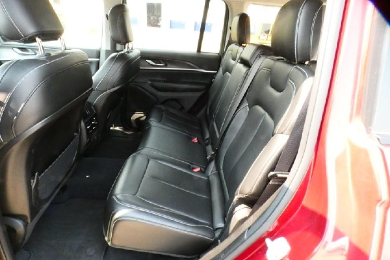 2023 Jeep Grand Cherokee Limited 4x4 w/Htd Leather, Htd wheel, NAV, BUC - Photo #9