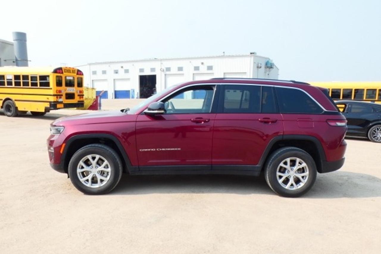 2023 Jeep Grand Cherokee Limited 4x4 w/Htd Leather, Htd wheel, NAV, BUC - Photo #1