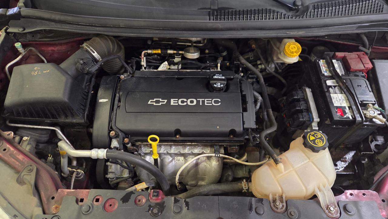 2018 Chevrolet Sonic LT RS Pkg - Photo #24