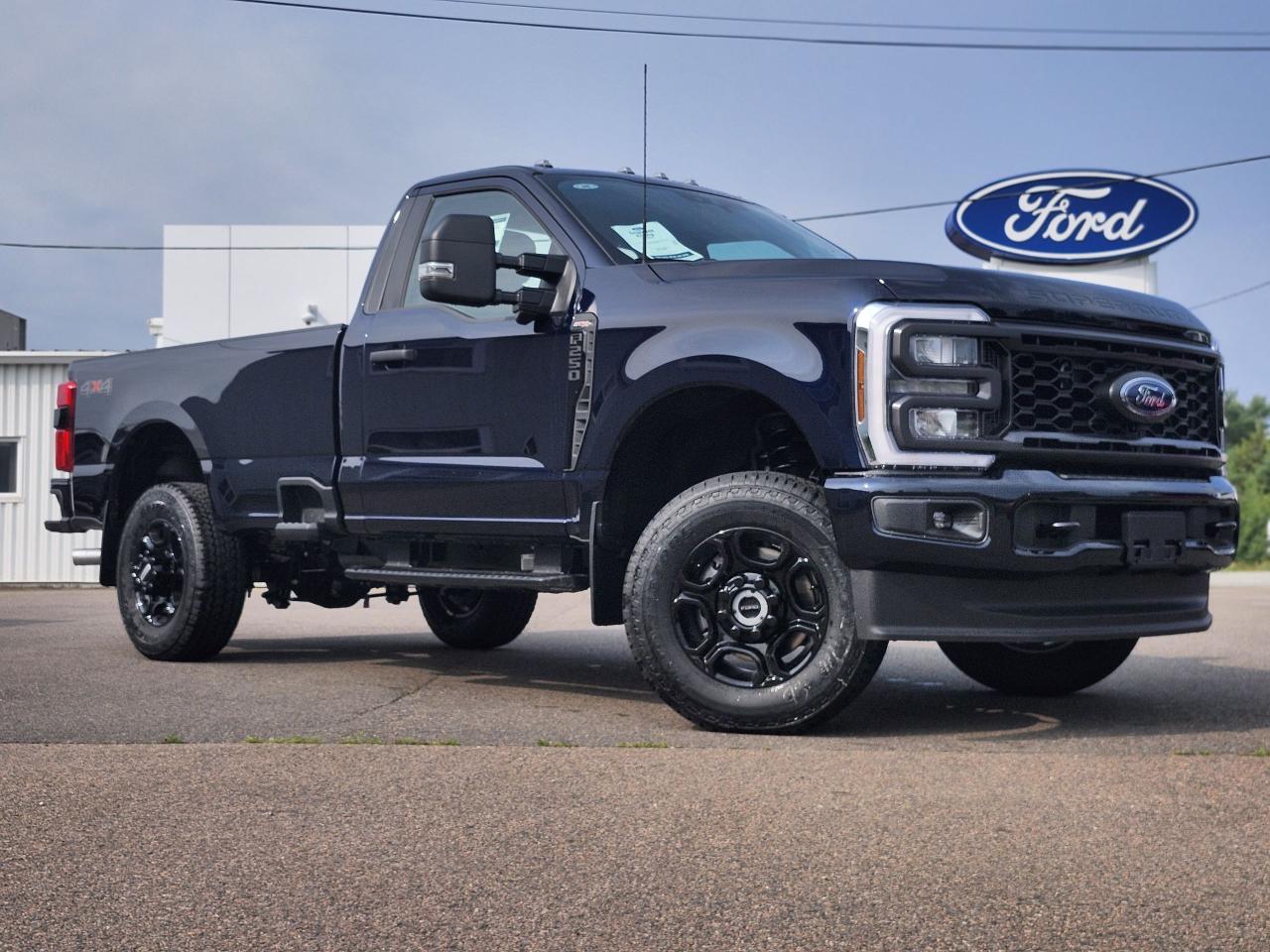 2025 Ford F-250 Super Duty SRW XL 4WD Reg Cab 8' Box Photo0